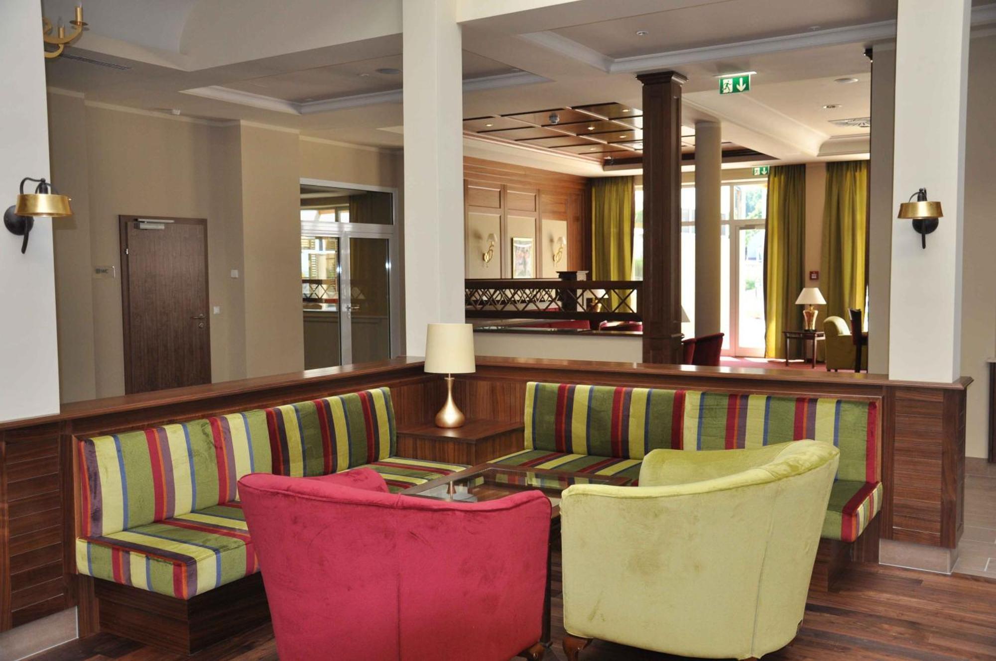 Gesundheitsresort Bad St. Leonhard Бад Санкт Лионхард им Лавантал Екстериор снимка