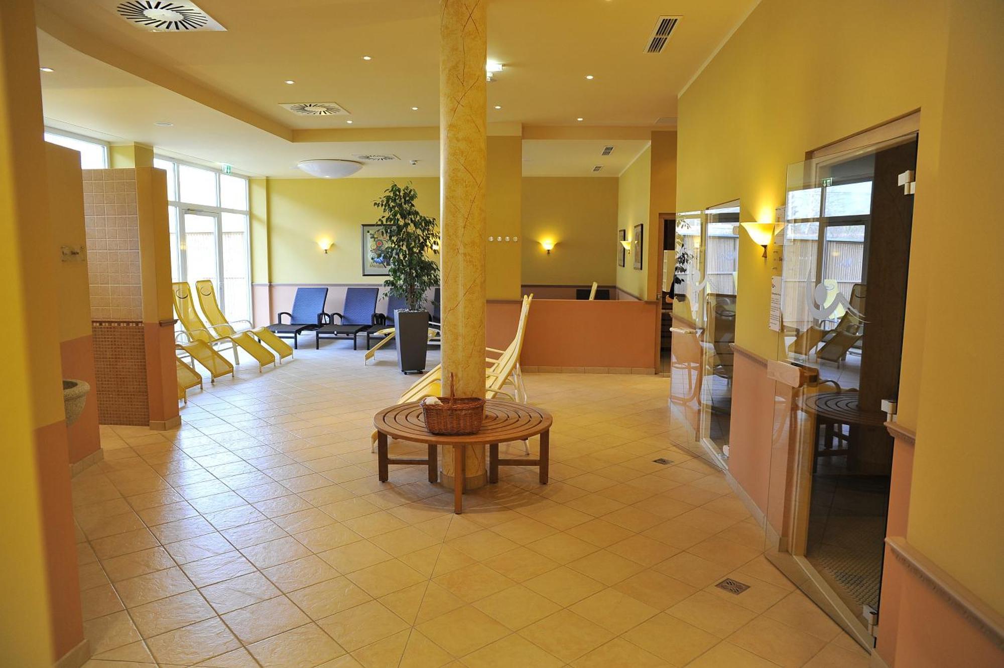 Gesundheitsresort Bad St. Leonhard Бад Санкт Лионхард им Лавантал Екстериор снимка