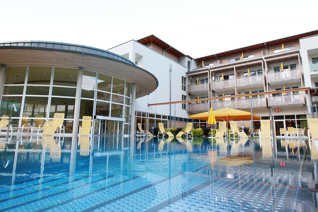 Gesundheitsresort Bad St. Leonhard Бад Санкт Лионхард им Лавантал Екстериор снимка